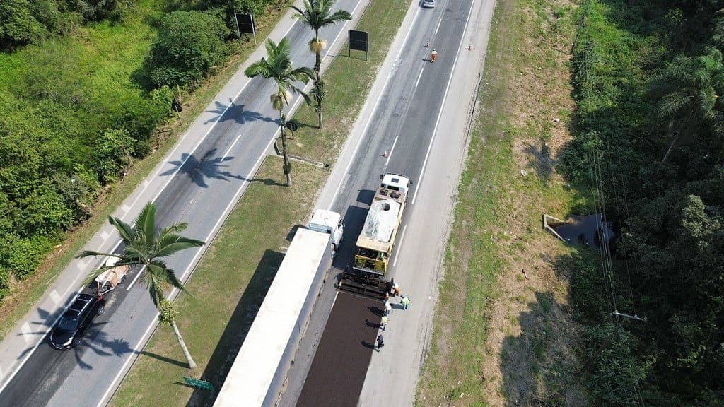Serviços de pavimentação e manutenção ocorrem até 18 de outubro em trechos da BR-277, PR-407, PR-408, PR-411 e PR-508, entre outros.