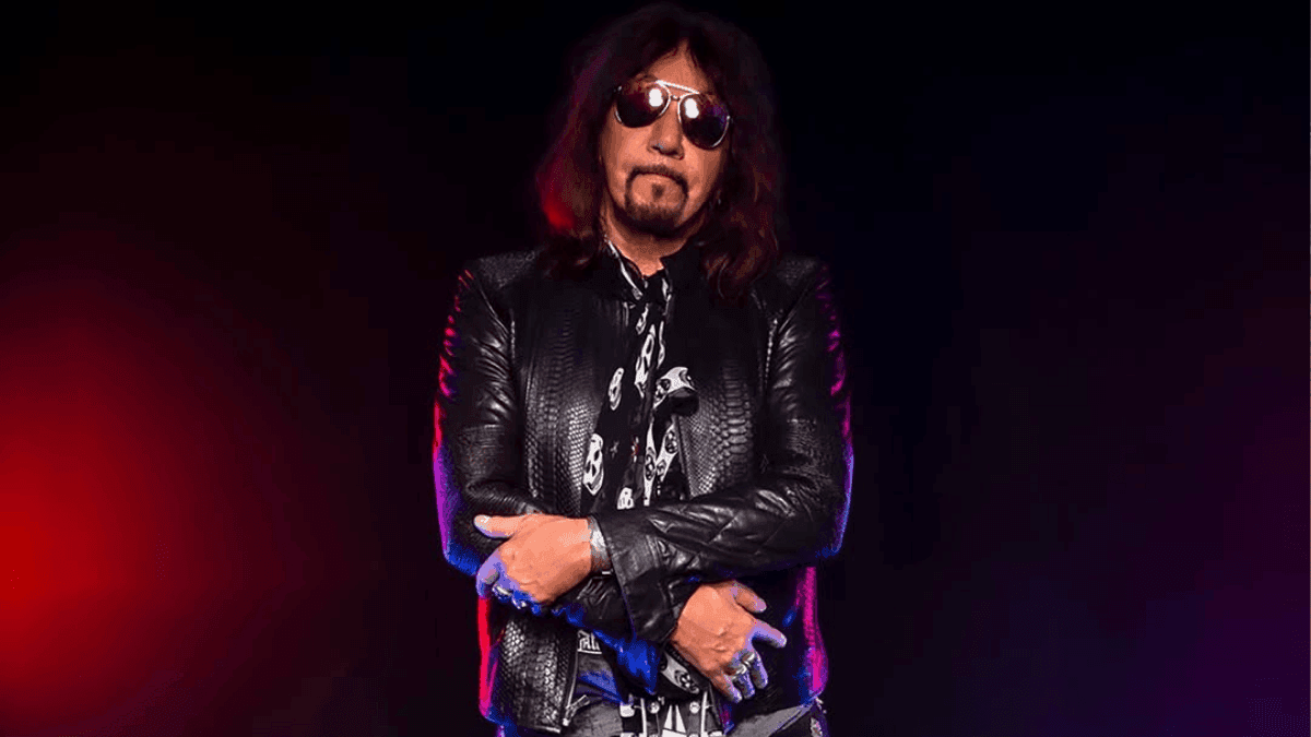 Ace Frehley, Guitarrista Original do KISS, Morre aos 74 Anos