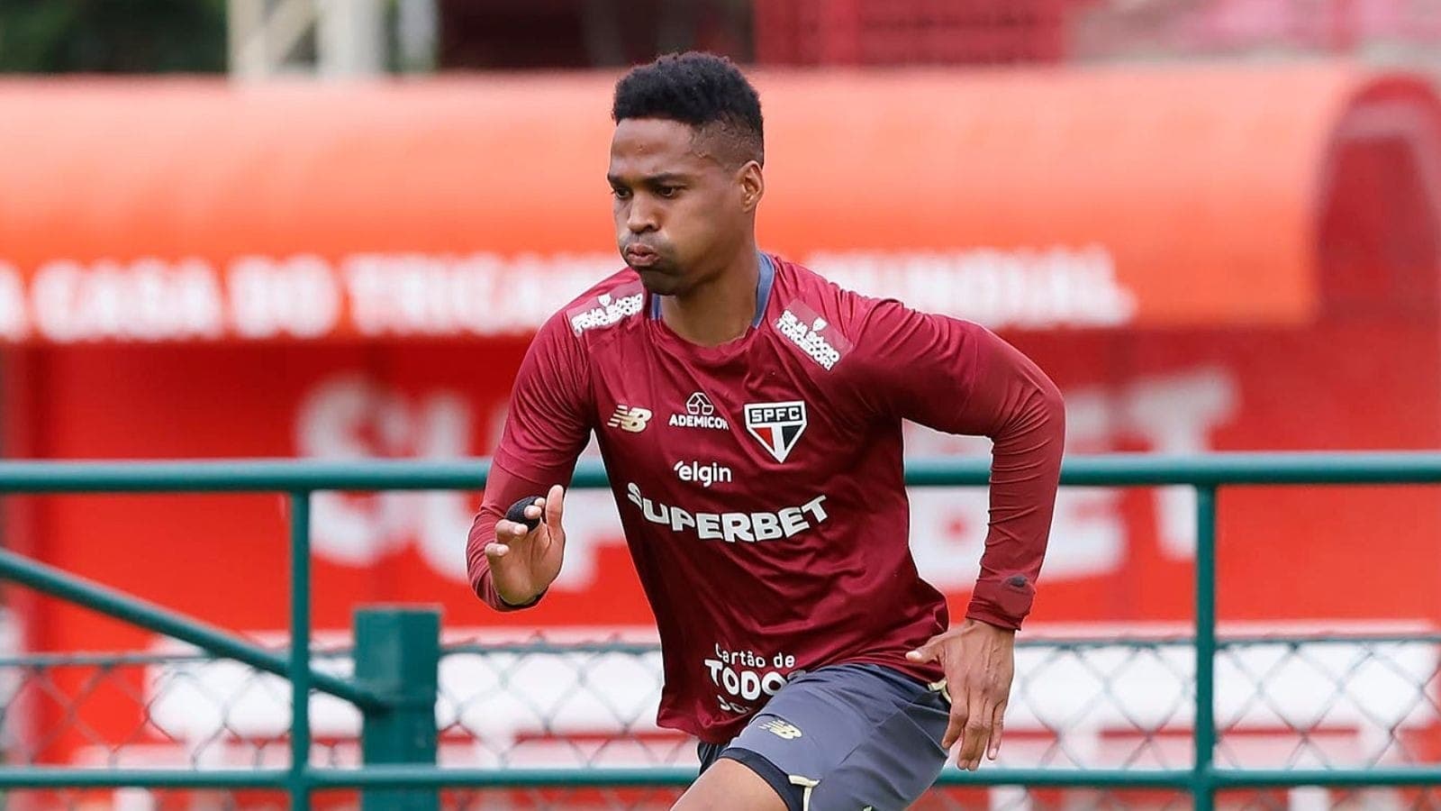 Wendell, lateral-esquerdo do São Paulo