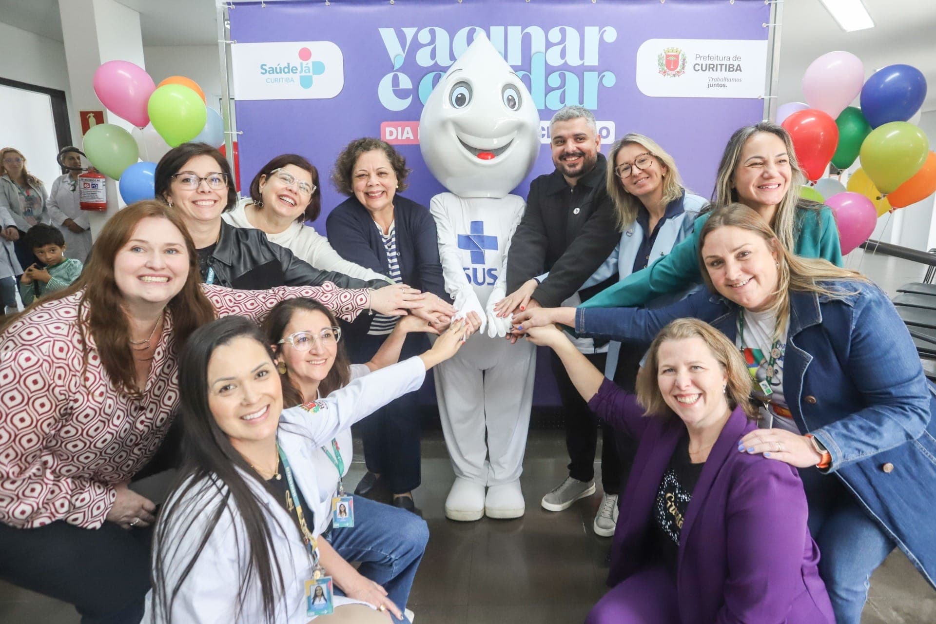 Curitiba aplica mais de 6,4 mil doses de vacinas no Dia D de Multivacinação