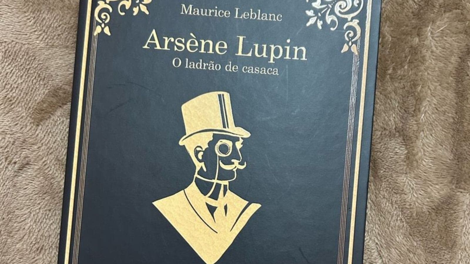 Livro de Arsène Lupin