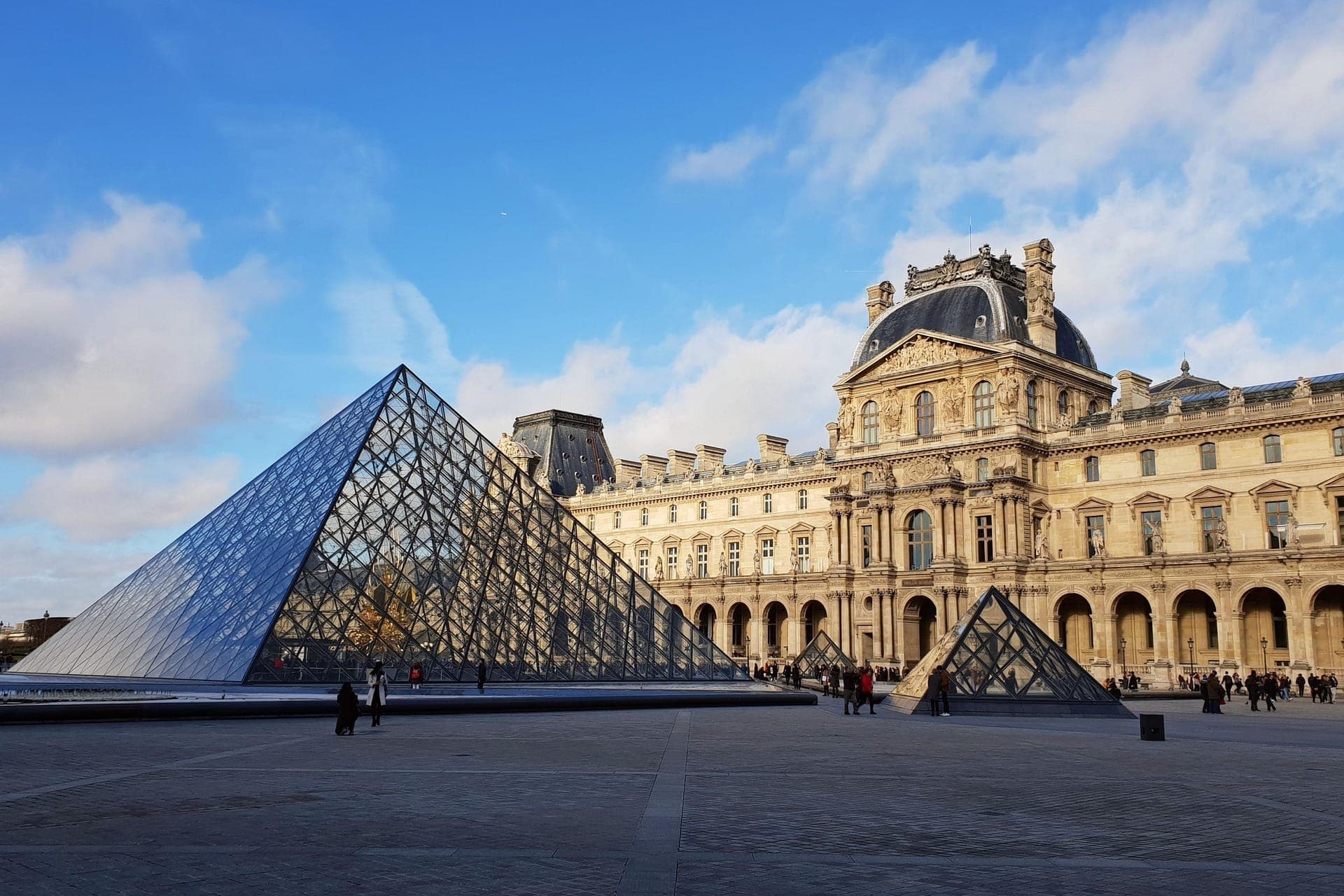 Museu do Louvre