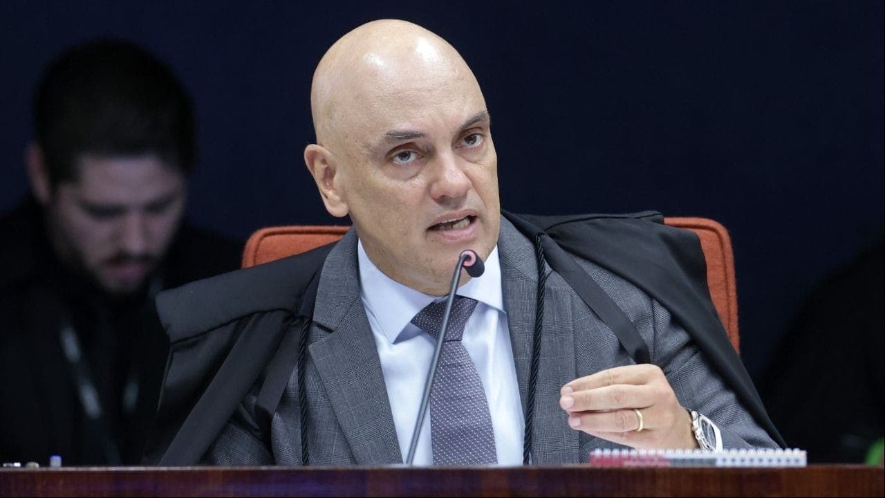 Alexandre de Moraes durante julgamento de núcleo 4 da trama golpista