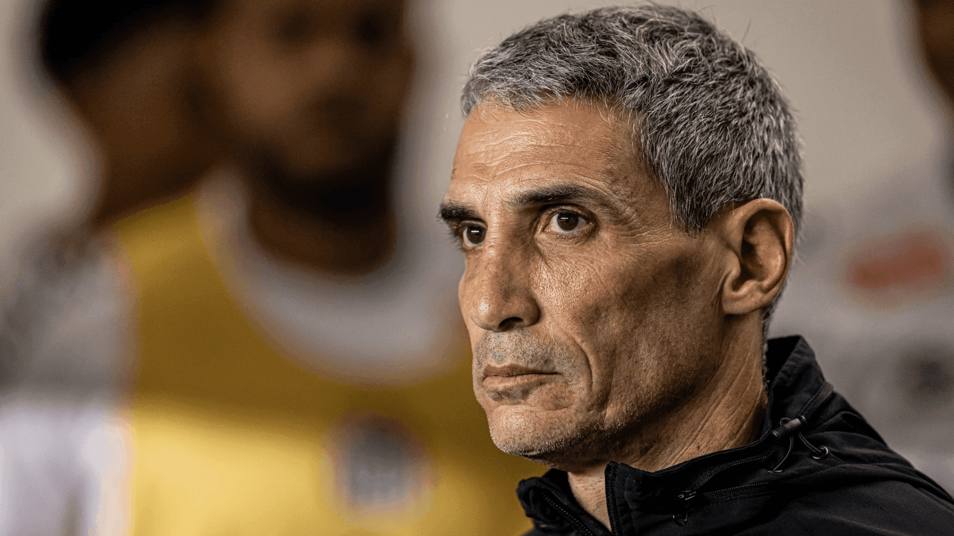 Derrota na Vila Belmiro deixa o Santos em situação delicada na tabela