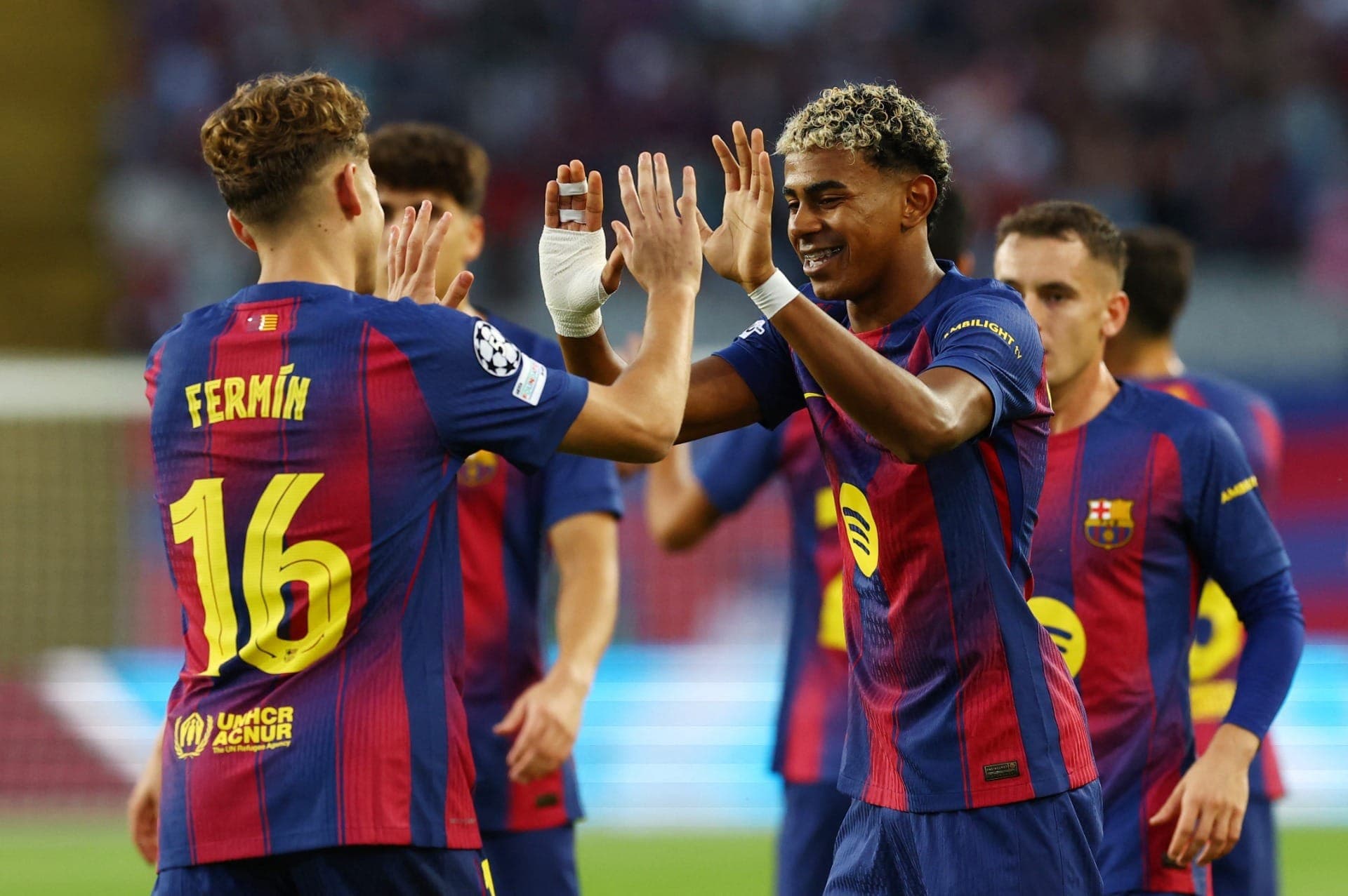 Fermín e Yamal marcaram para o Barcelona contra o Olympiacos