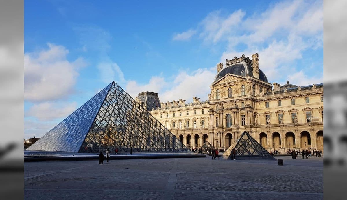 Museu do Louvre