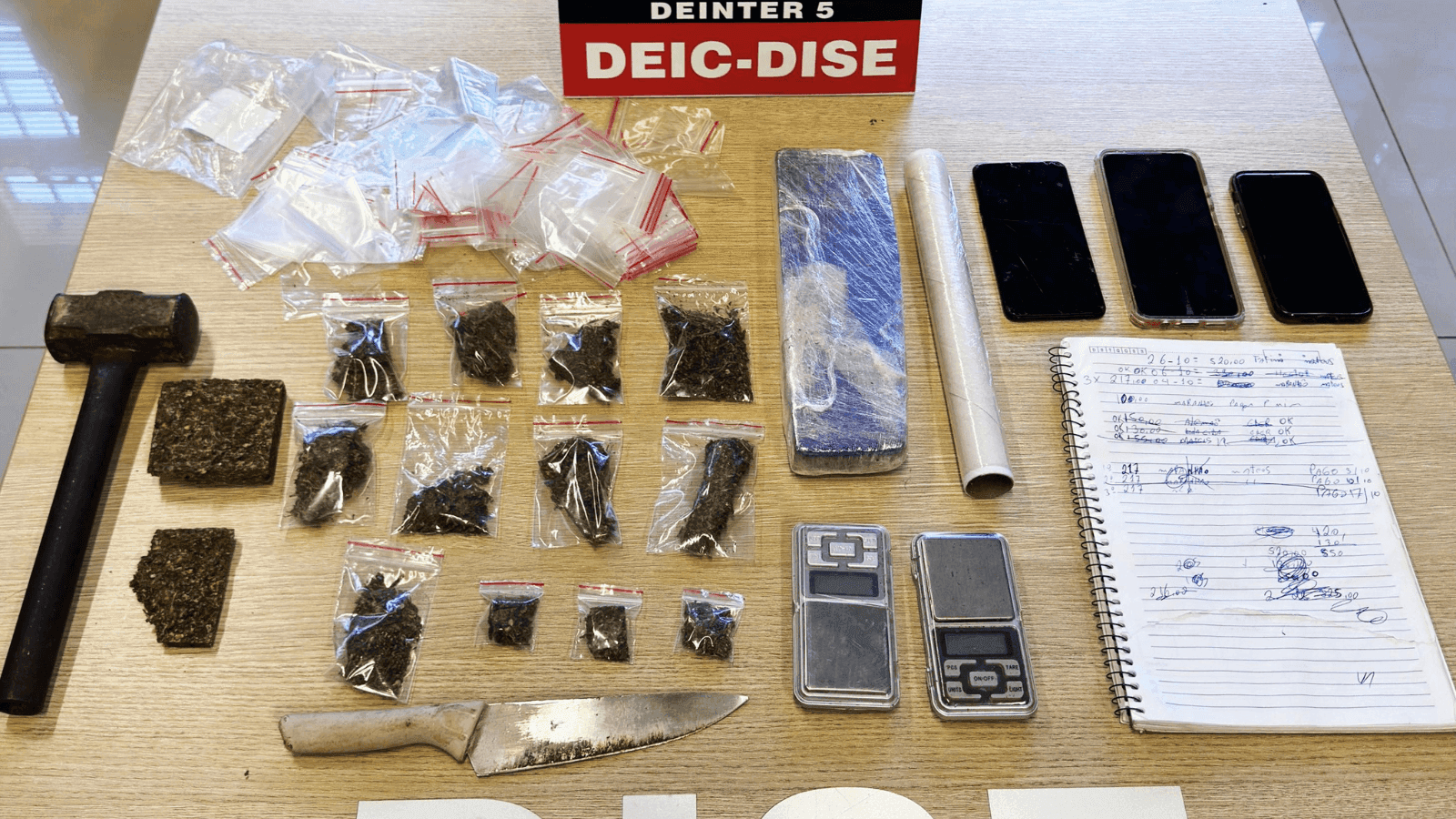 O homem usava a própria casa como ponto de venda de drogas