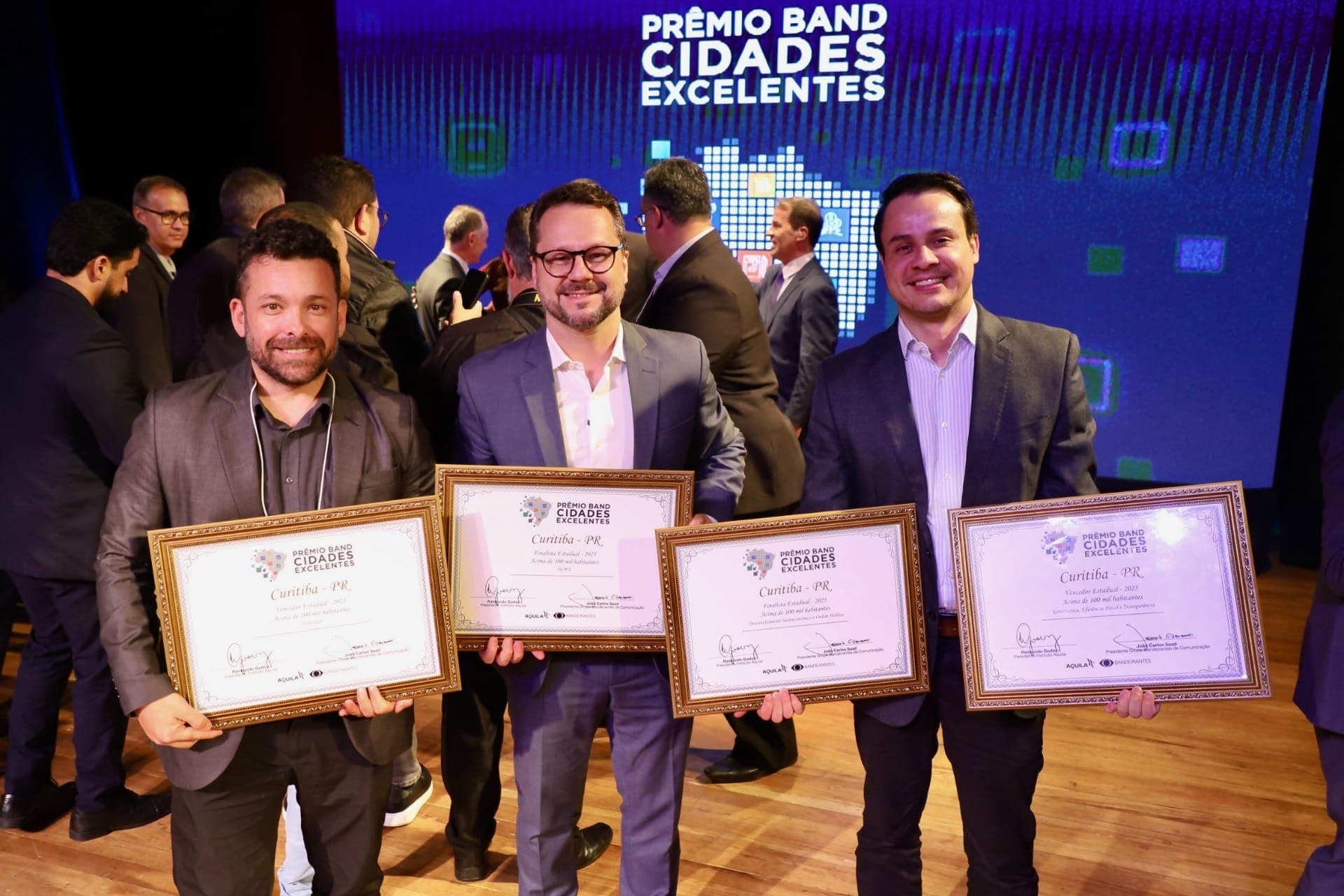Curitiba vence duas categorias do Prêmio Band Cidades Excelentes 2025