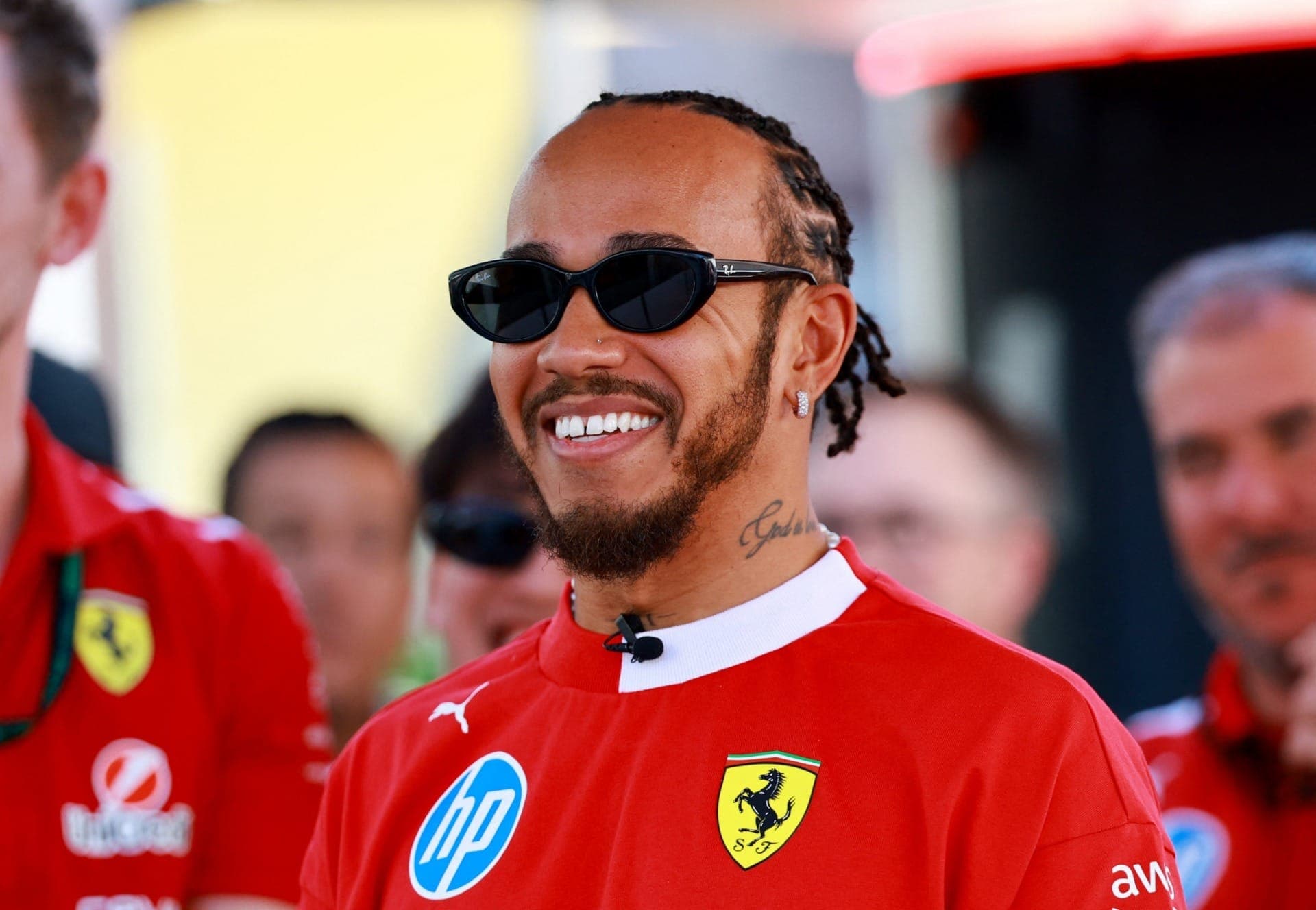 Hamilton nega atrito e detalha influência na Ferrari: "Roma não foi construída em um dia"
