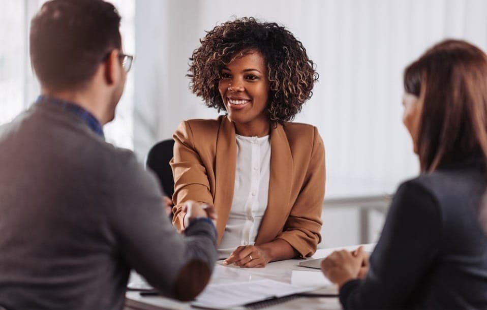 Quer influenciar? Pare de argumentar e comece a perguntar.
