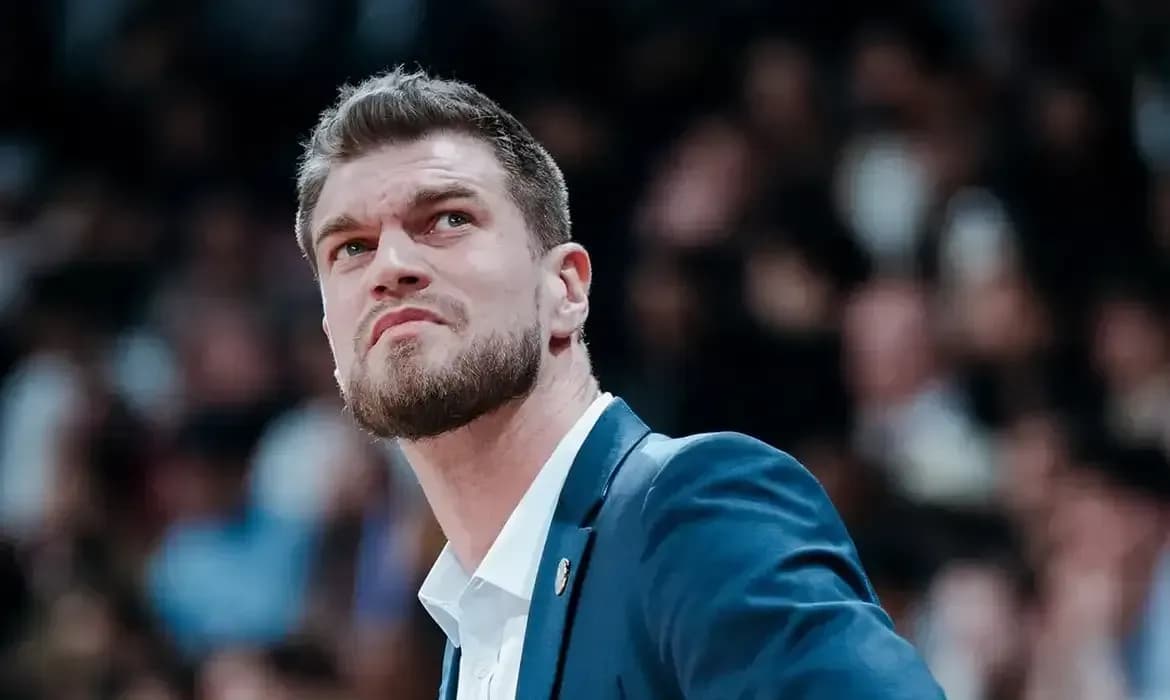 Tiago Splitter se torna o primeiro técnico brasileiro da história da NBA