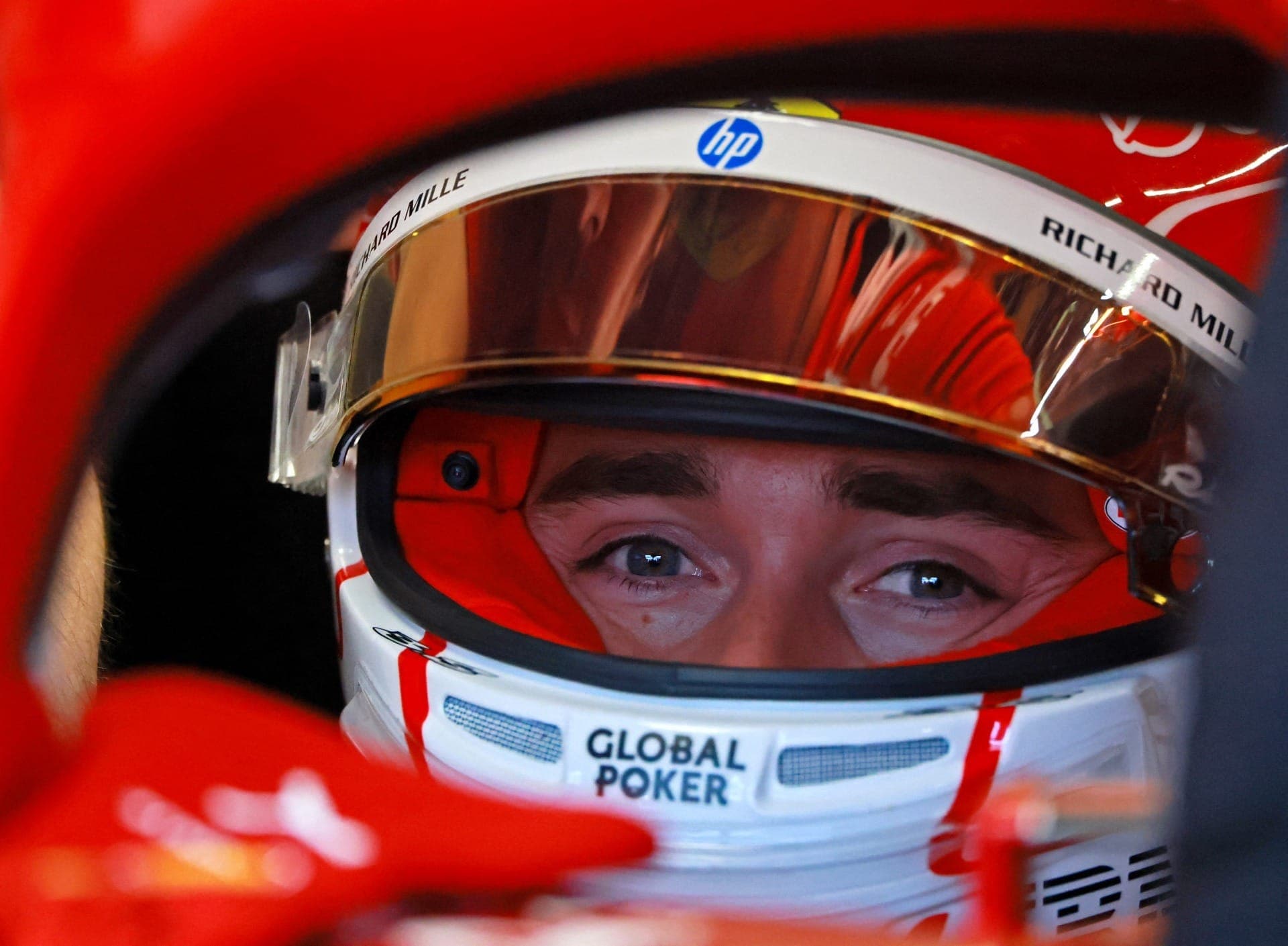 Leclerc se assusta com ritmo "de outro planeta" da McLaren em treinos livres no México