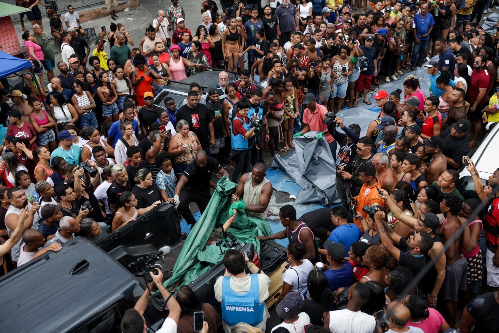 Megaoperação no Rio de Janeiro resultou em 121 mortes