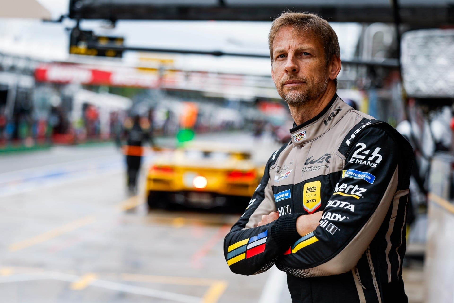 Jenson Button anuncia aposentadoria após última etapa da WEC em 2025