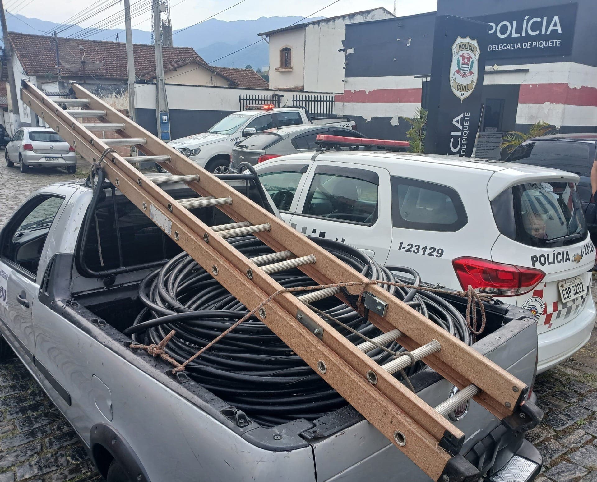Material furtado foi avaliado em cerca de R$ 28 mil