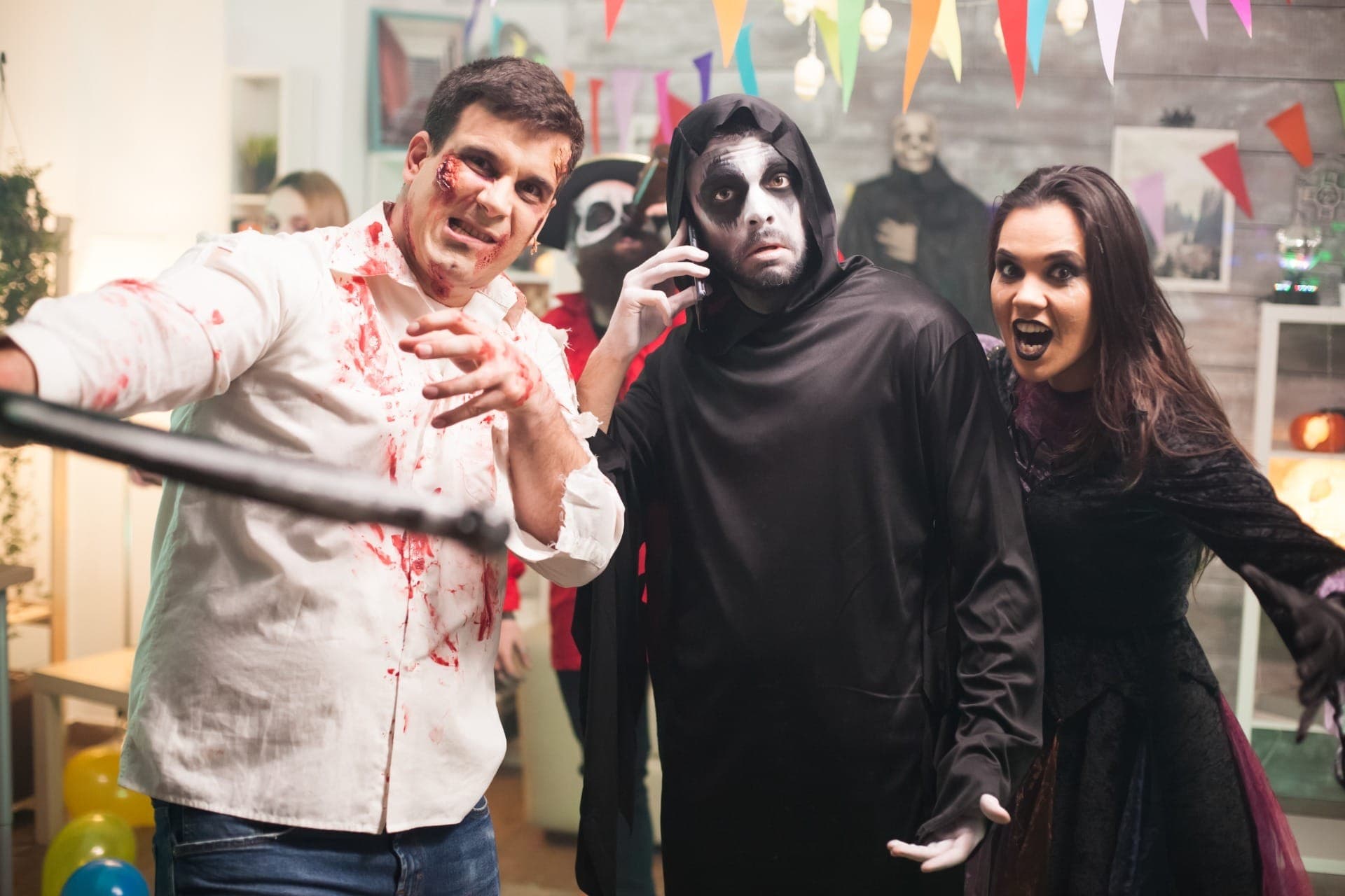 Qual é a fantasia de Halloween perfeita para o seu signo?