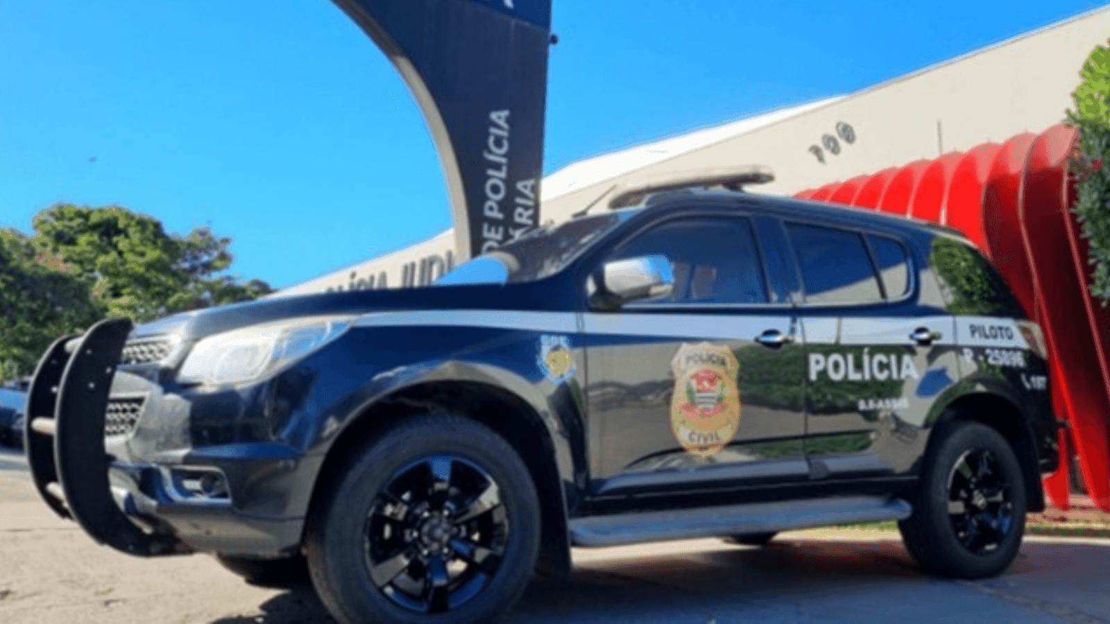 A ação foi realizada pelas equipes da polícia em Assis