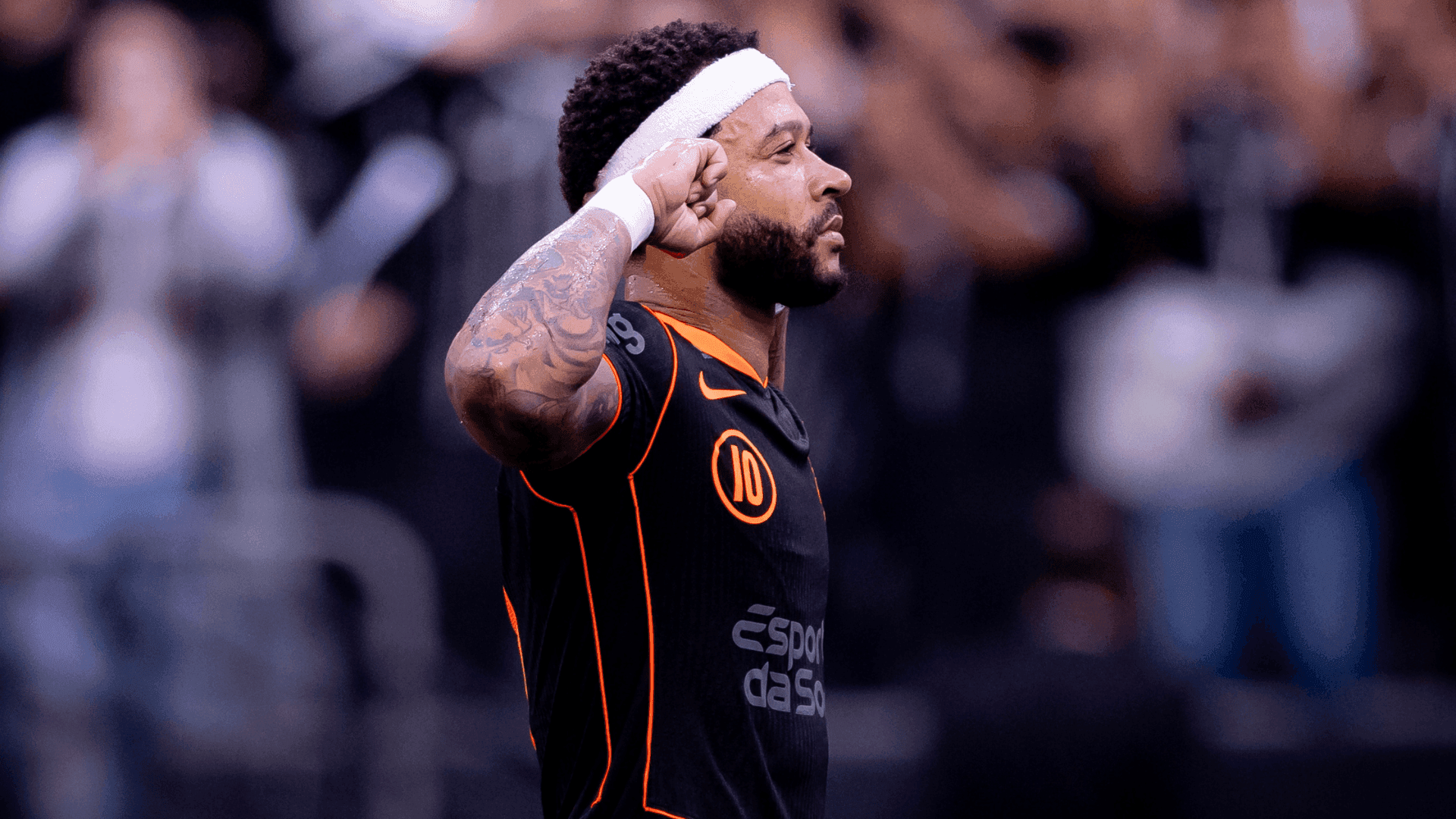 Corinthians de Memphis Depay volta a jogar pelo Brasileiro nesta quarta-feira (5), fora de casa, contra o Bragantino