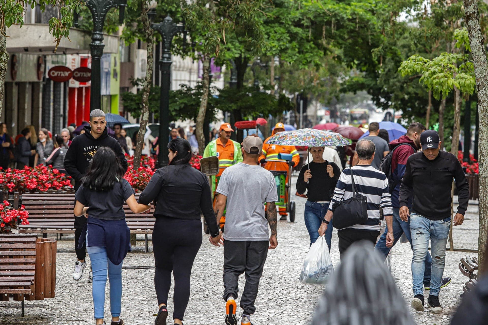 Curitiba é a terceira capital com mais casamentos no civil e religioso, aponta IBGE