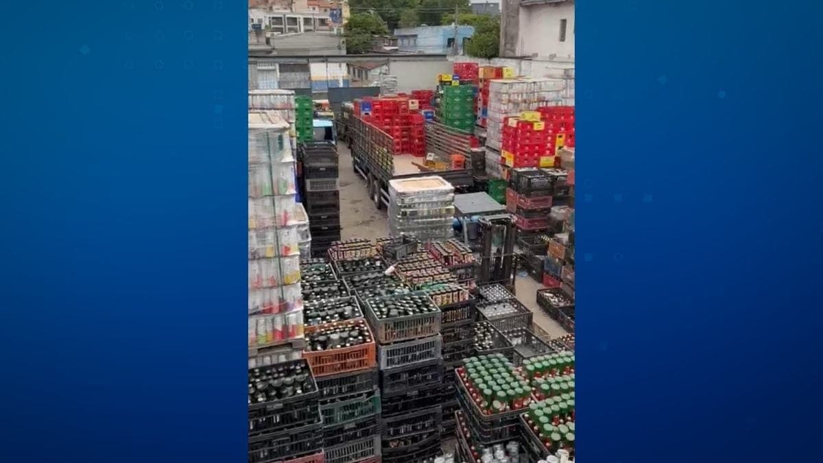 Operação contra depósitos clandestinos usados para falsificação de bebidas em SP
