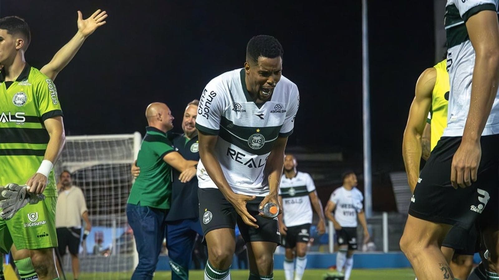 Coritiba está com um pé na Série A