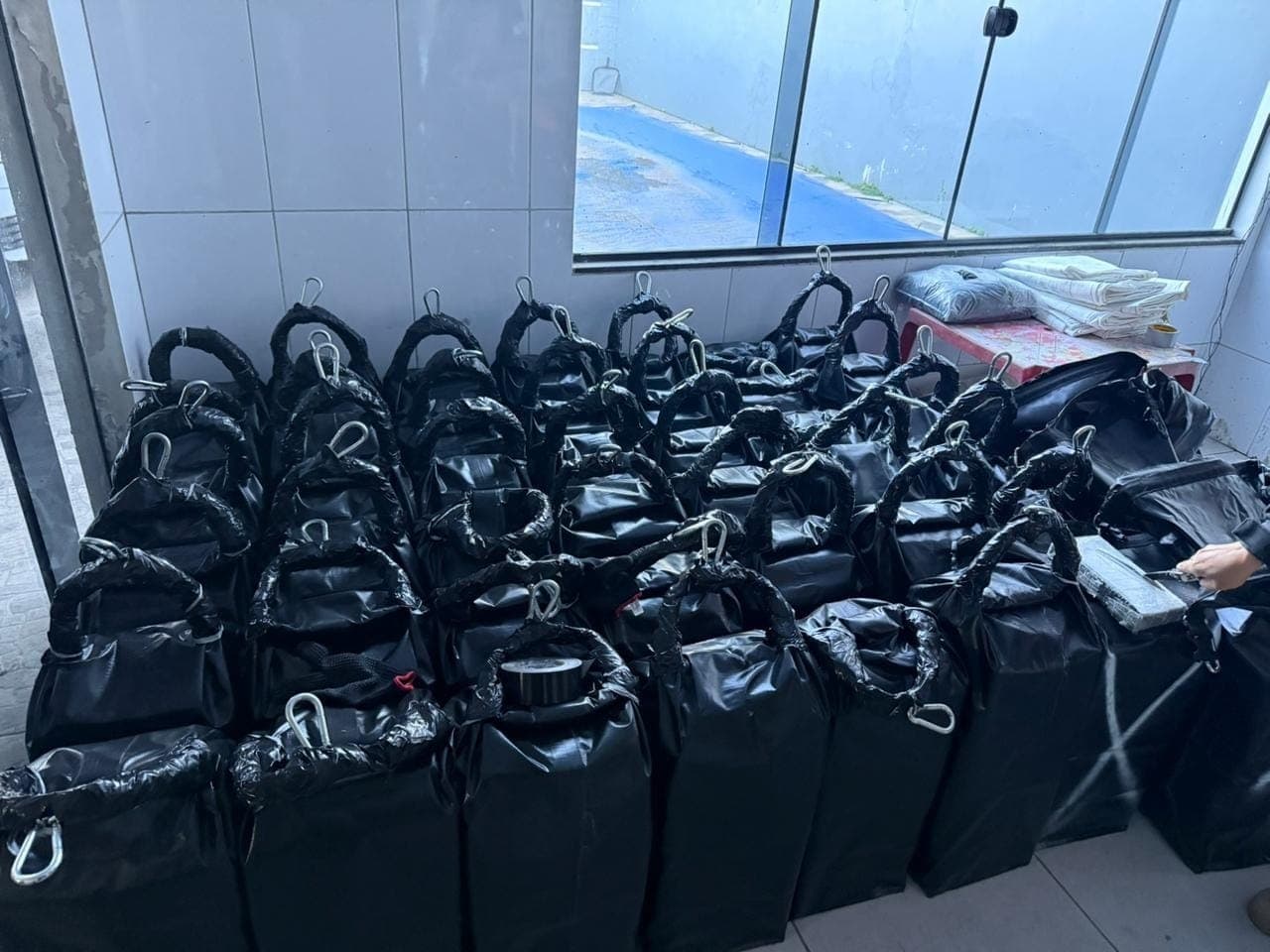 Operação apreende 1,4 tonelada de cocaína em Paranaguá