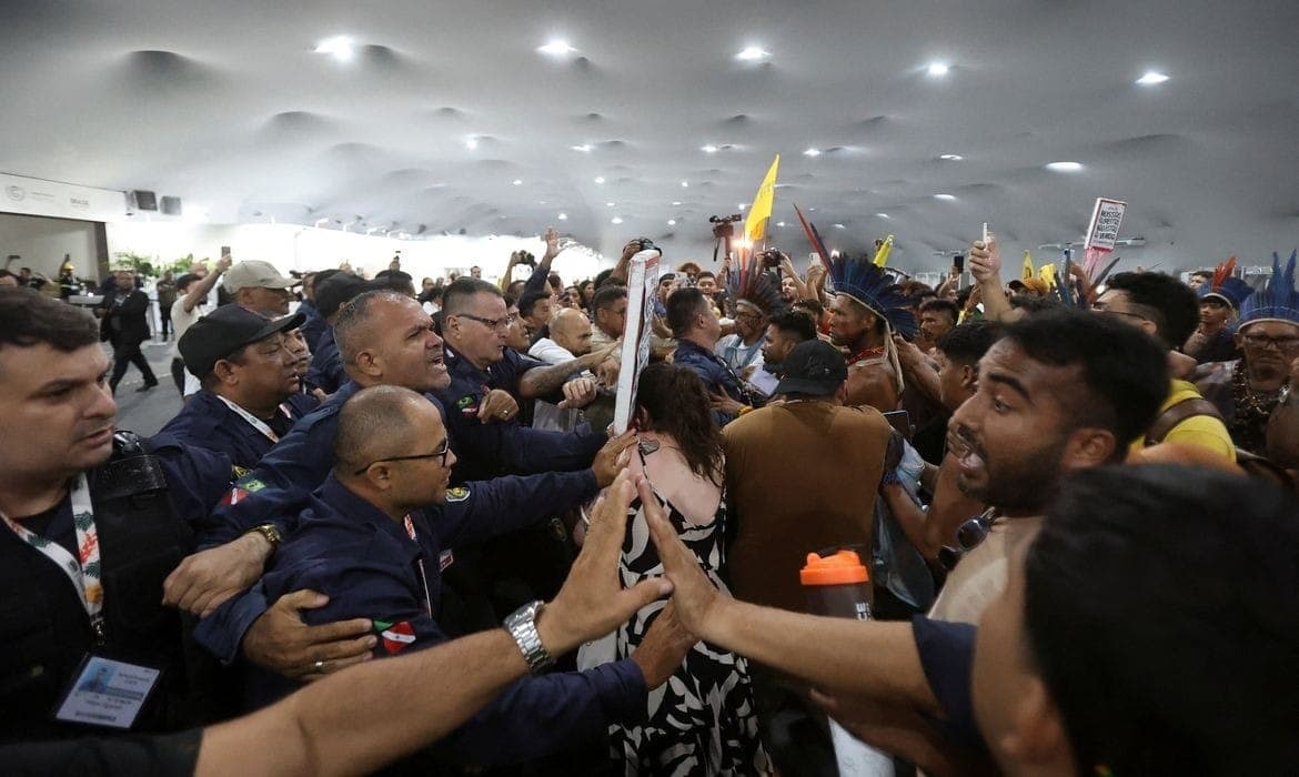 COP30 reforça segurança após invasão e feridos em Belém