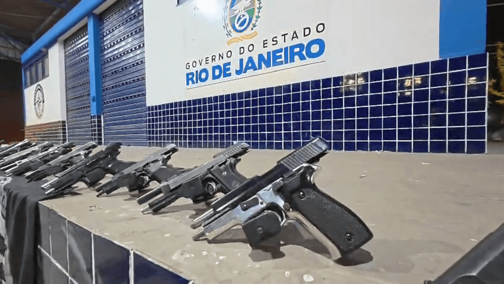 Pistolas apreendidas pela polícia