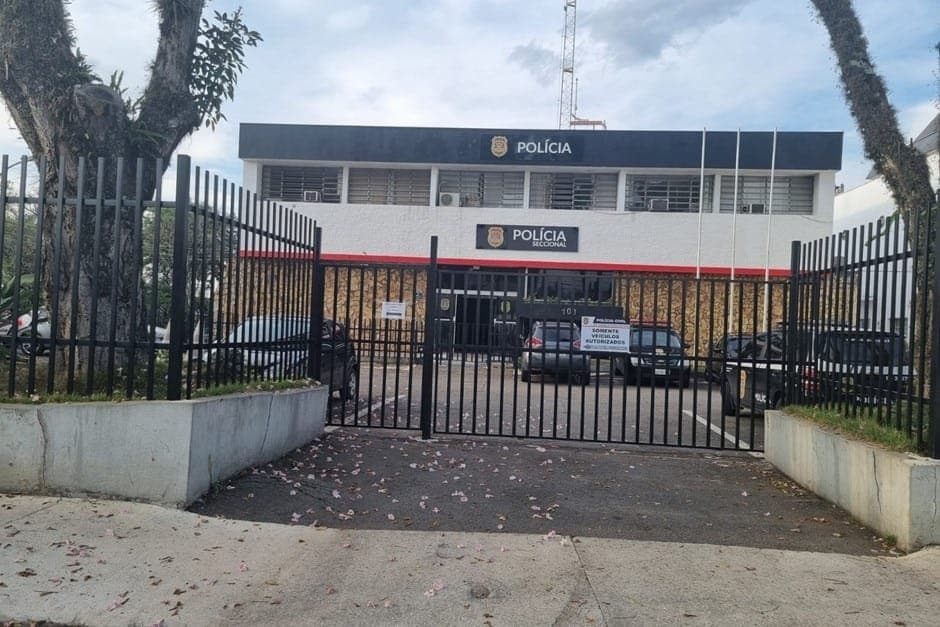 Caso foi registrado na Central de Polícia Judiciária de São José
