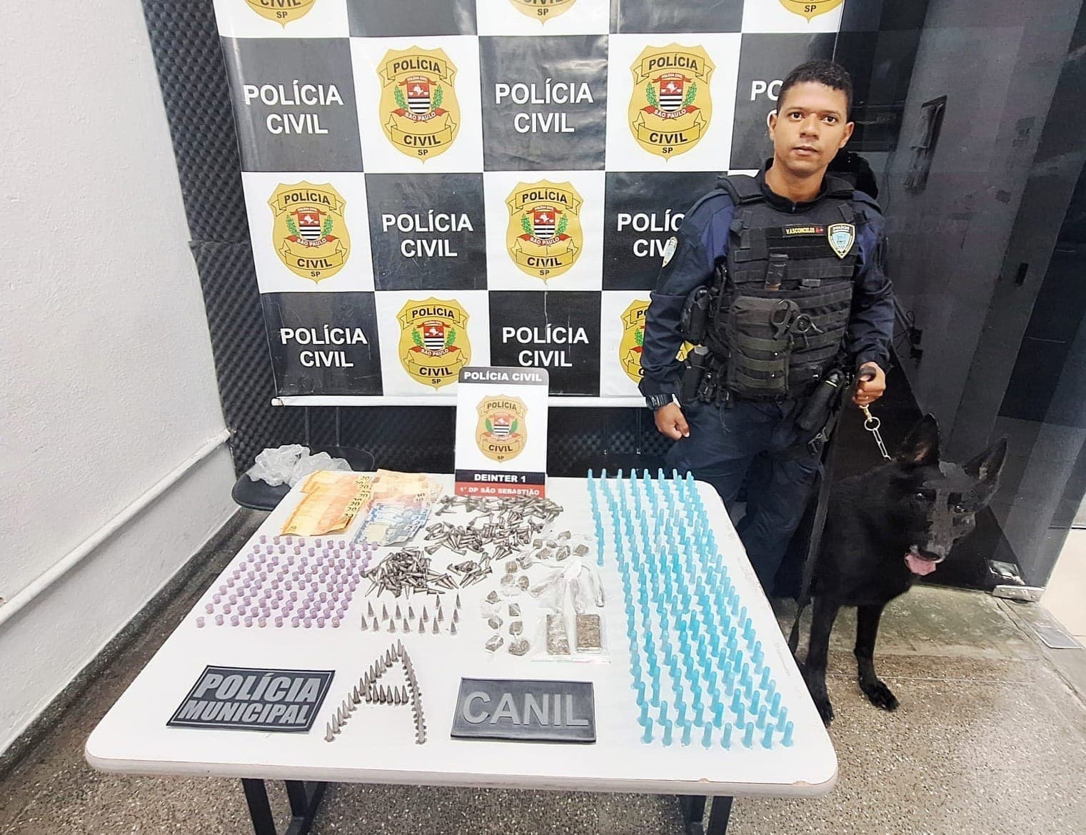 Operação foi realizada pela Polícia Municipal de São Sebastião com cão farejador Black
