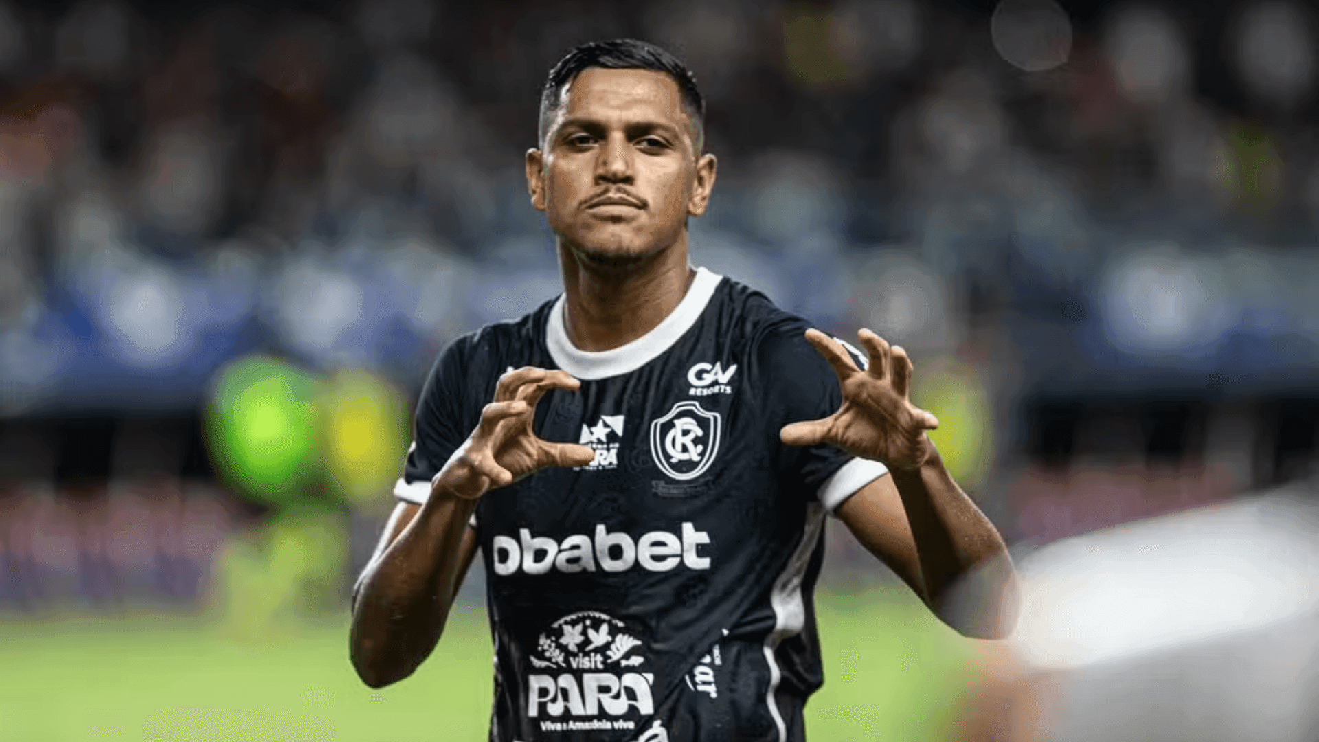 Pedro Rocha é artilheiro da Série B