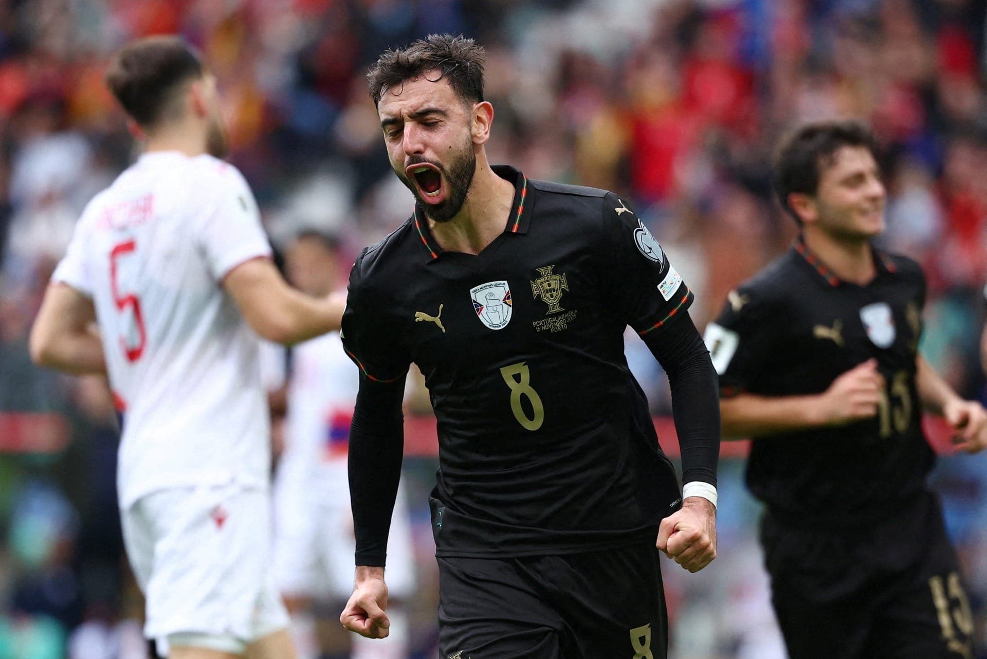 Bruno Fernandes brilha e anota hat-trick em goleada de Portugal pra cima da Armênia