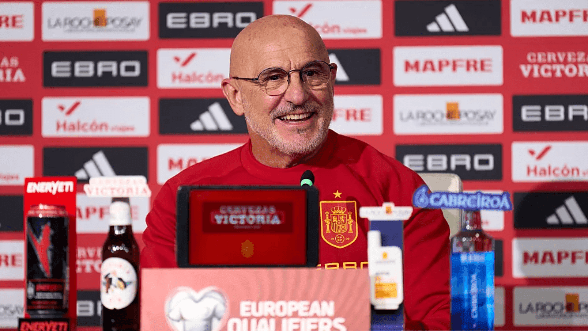 Praticamente garantida na Copa, seleção espanhola do técnico Luis de la Fuente tenta fechar Eliminatórias em La Cartuja com a campanha perfeita