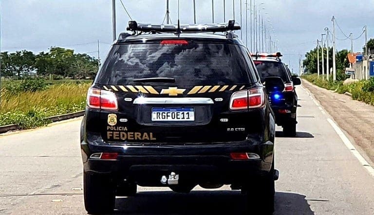 A Polícia Federal identificou a movimentação irregular de cerca de 45 milhões de reais