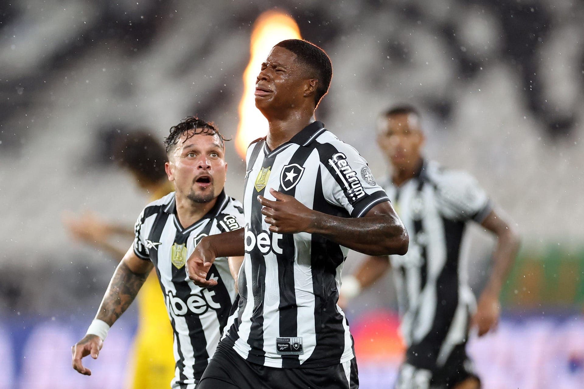 Kadir Barría chorou após fazer o primeiro gol