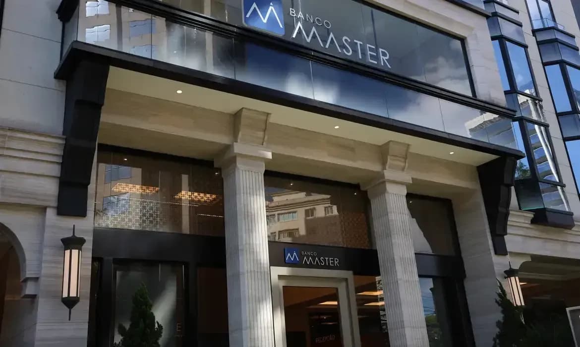 Crise do Banco Master expõe falhas de supervisão bancária