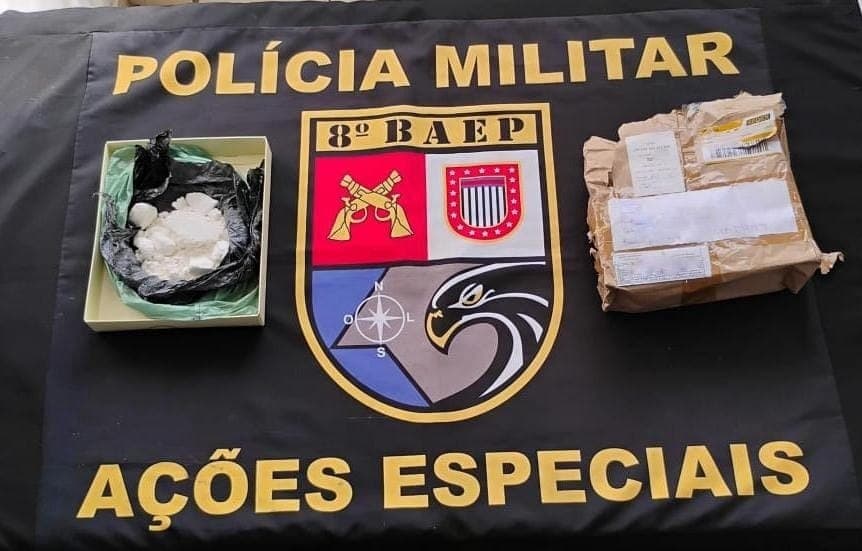 Droga chegou em forma de encomenda na residência