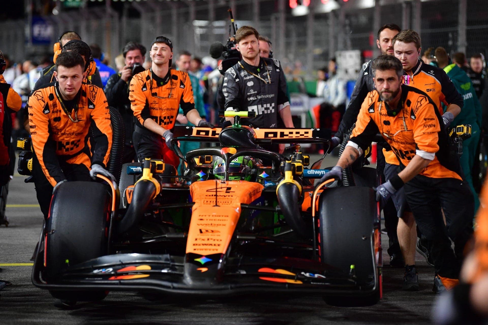 Norris e Piastri são desclassificados do GP de Las Vegas