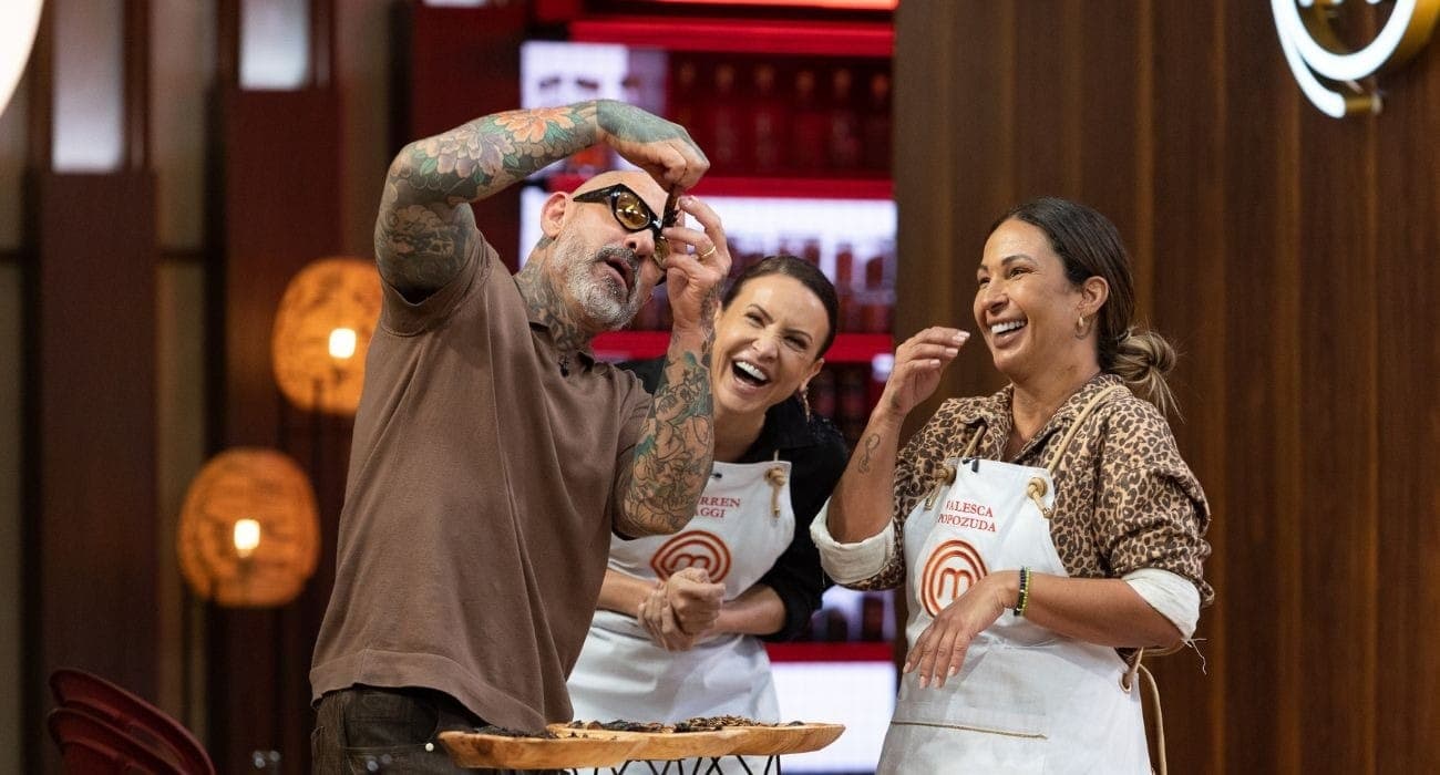 Fogaça mostra inseto a Maurren Maggi e Valesca no MasterChef