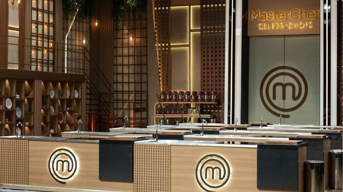 Porta principal da cozinha do MasterChef Celebridades