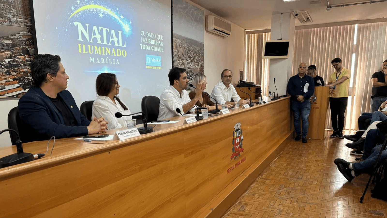 As festividades natalinas ganharão cores e luzes em 2025