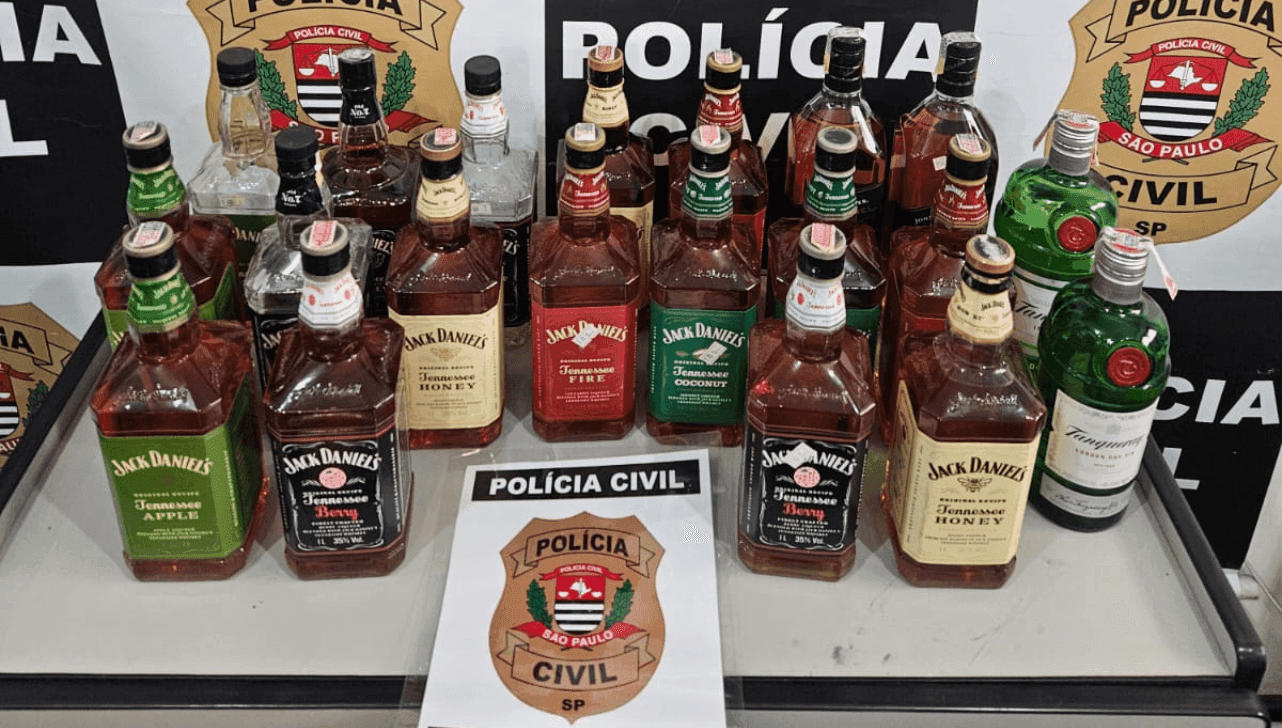 Adega é encontrada com bebidas falsas e/ou adulteradas