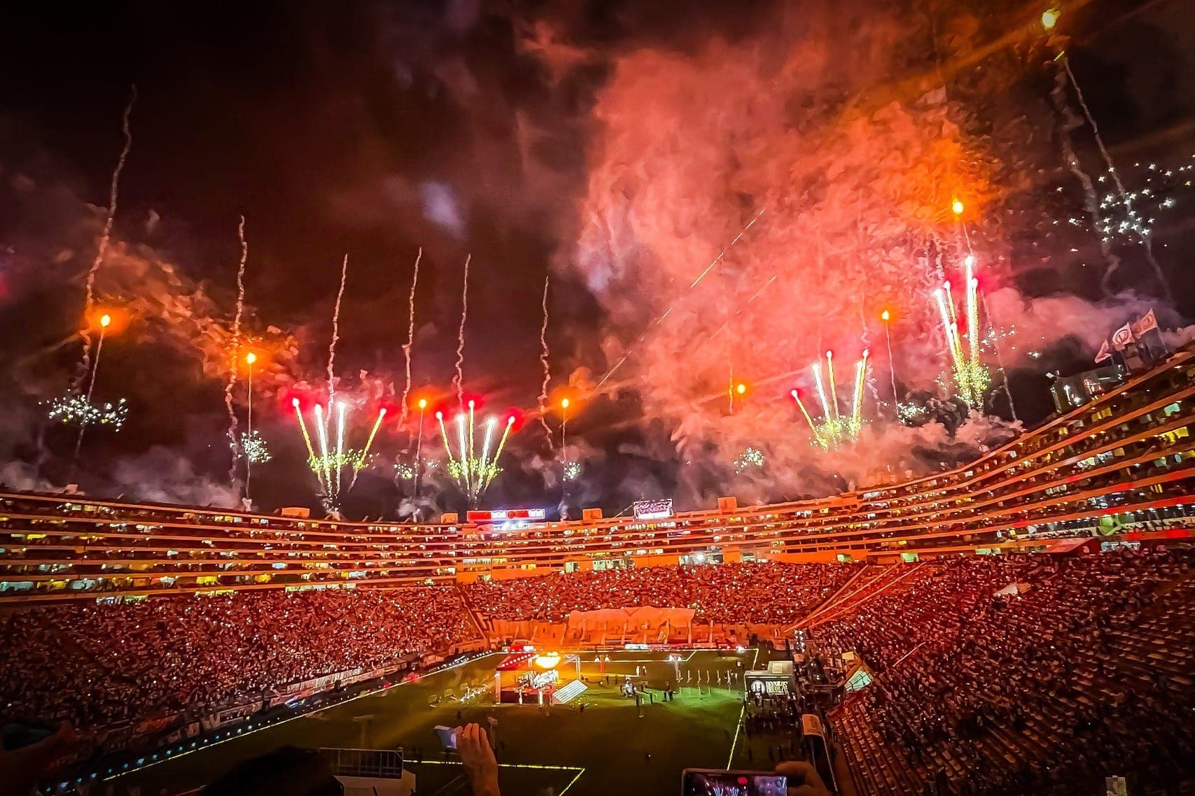 Estádio Monumental de Lima, o segundo maior da América do Sul