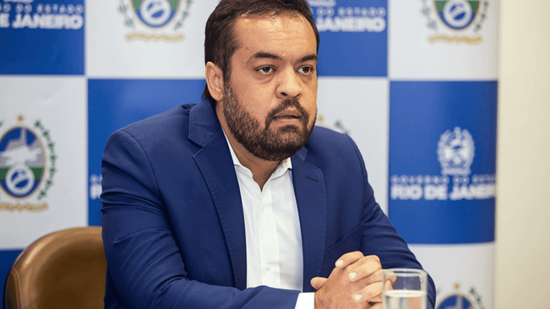 Panorama de aprovações e reprovações do Governo de Claudio Castro mudou nos últimos três meses