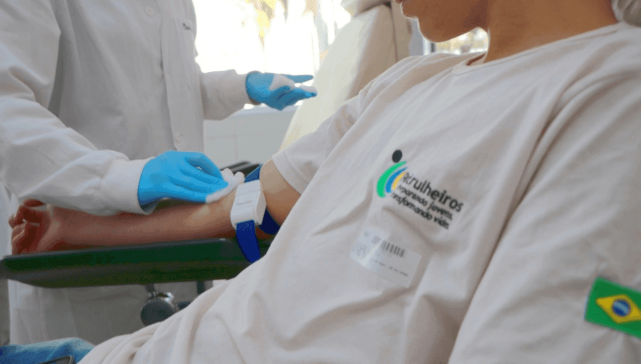 A camapanha é realizada por jovens do programa Patrulheiros