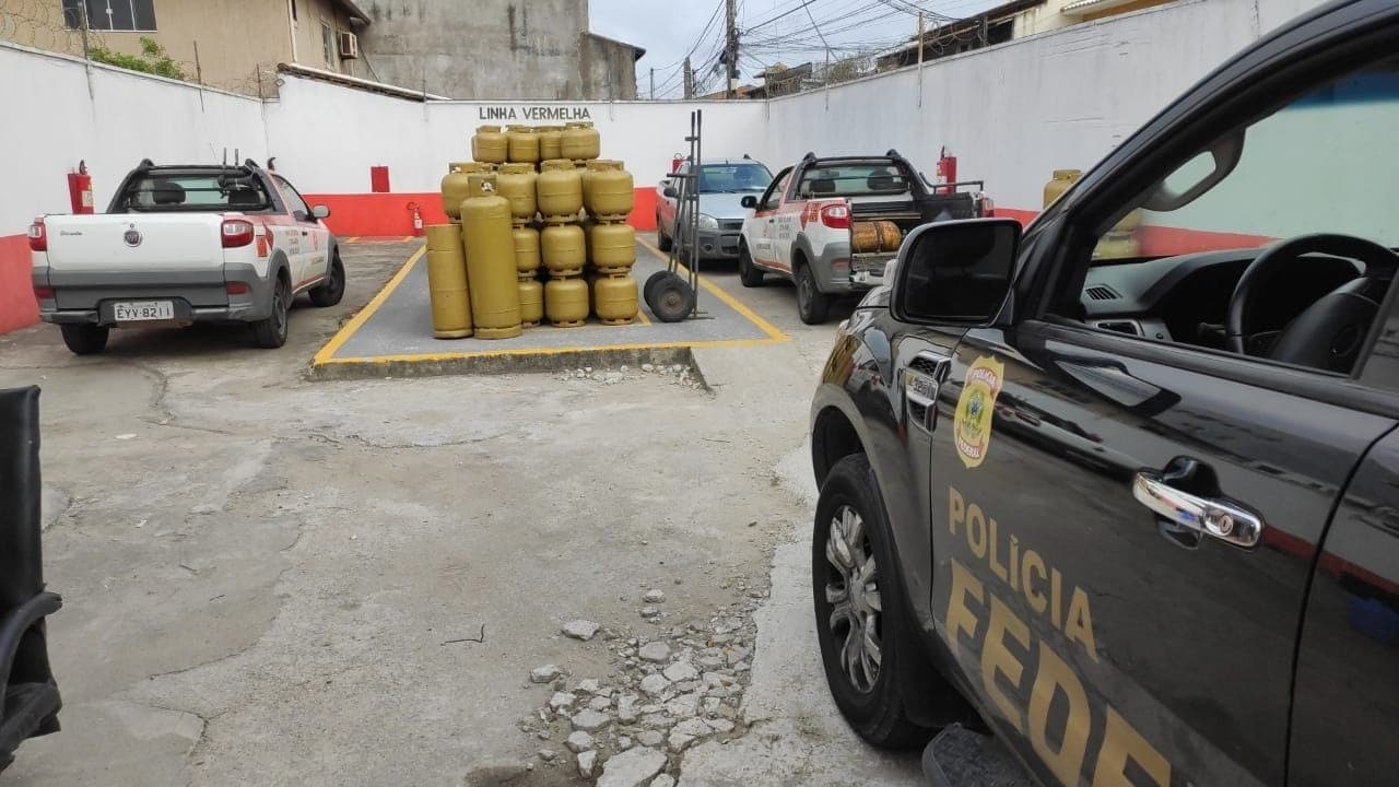 A reportagem aguarda um posicionamento da Prefeitura e da Câmara.