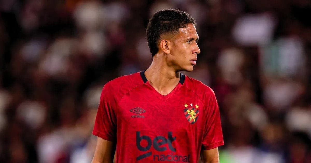 Riquelme Felipe, zagueiro de 18 anos de idade, vendido do Sport ao Botafogo