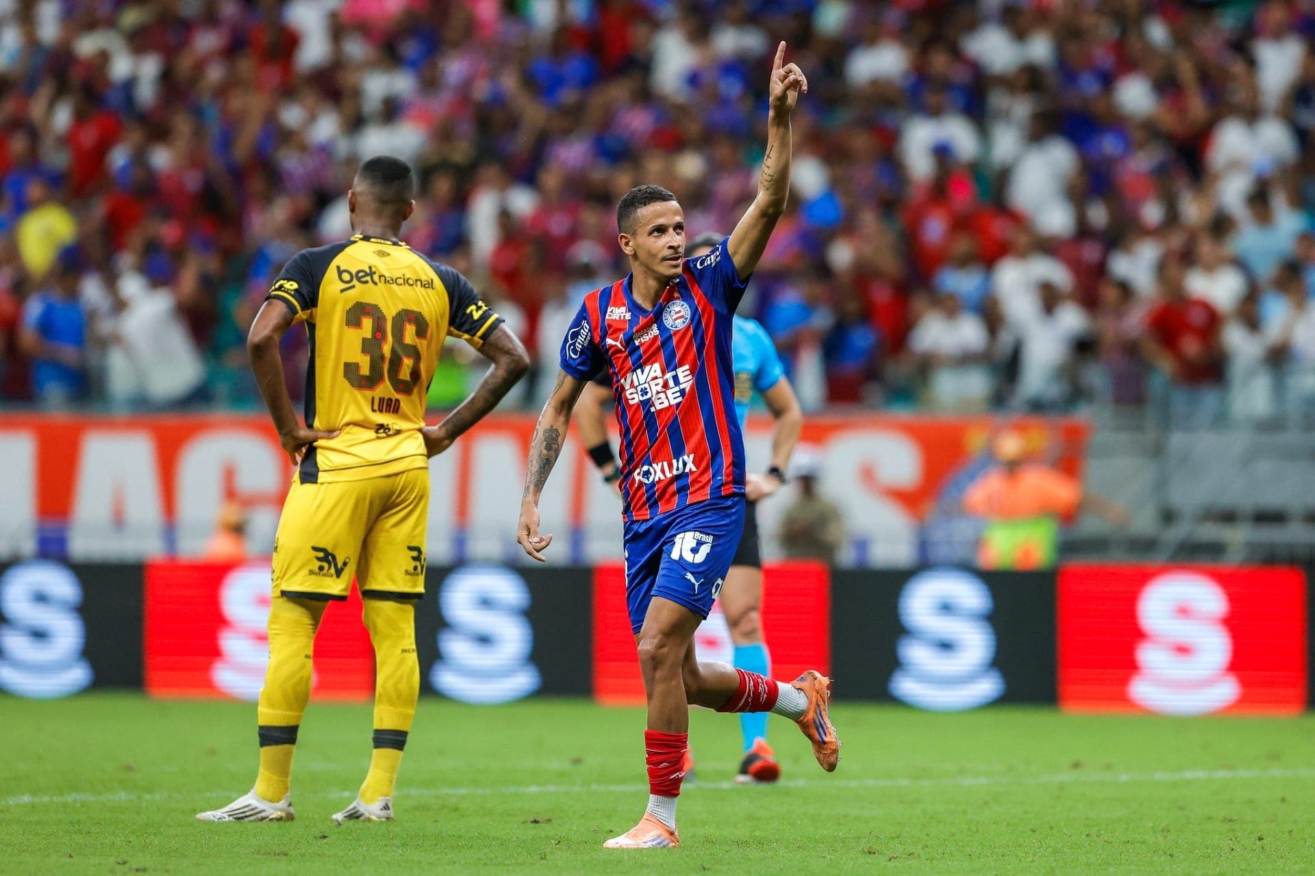 Bahia venceu o Sport e segue na briga por uma vaga direta na Libertadores