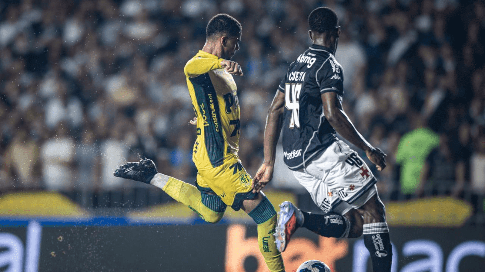 O Leão bateu o adversário por 2 a 0 em São Januário