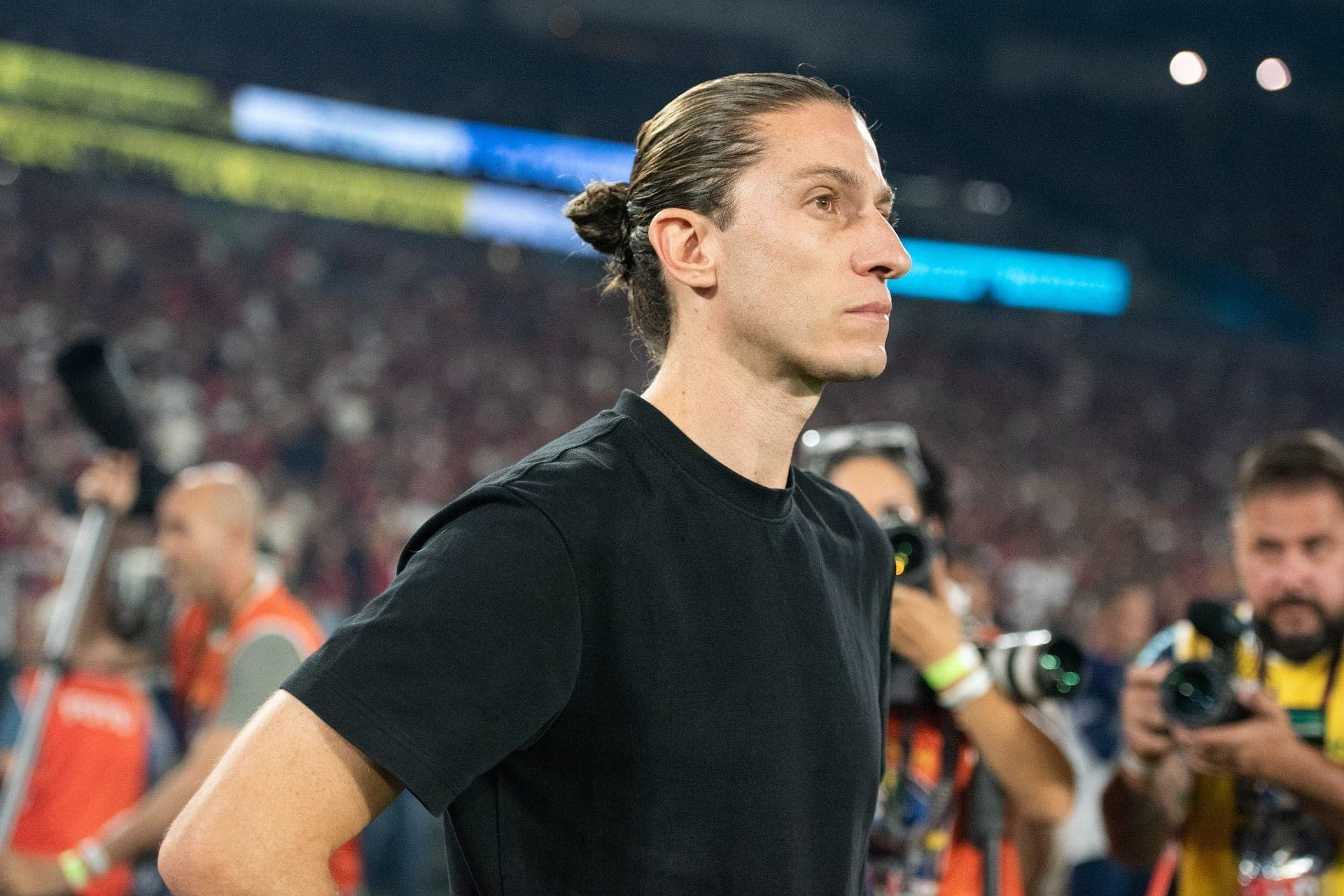 Filipe Luis, técnico do Flamengo durante partida contra o Ceará
